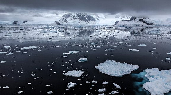 A Hidden Network Awakens Beneath Antarctic Seas